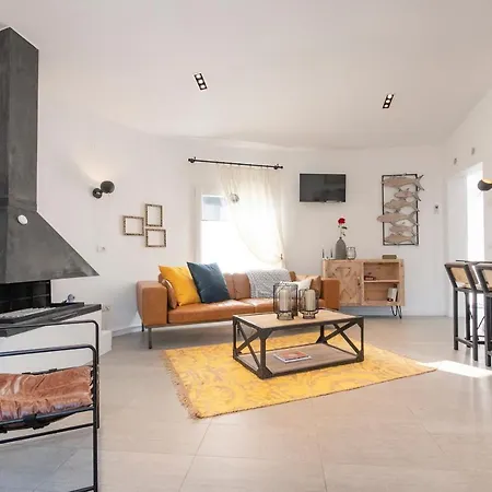 Sara 6 - Chill-out, Private Pool, Private Tennis Court- By Villamar Villa *