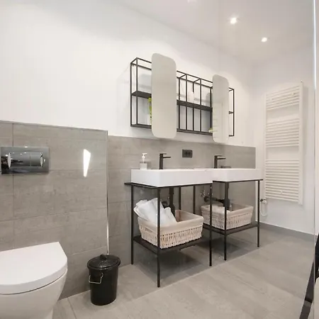 Sara 6 - Chill-out, Private Pool, Private Tennis Court- By Villamar Villa *